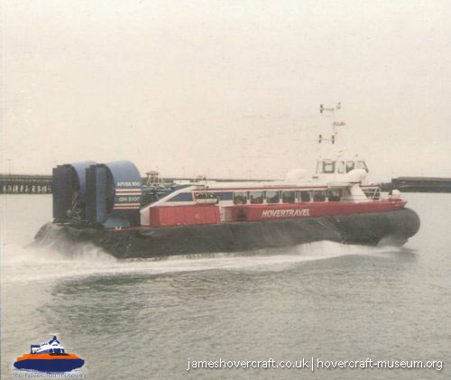 AP1-88 hovercraft  -  (credit: The <a href='http://www.hovercraft-museum.org/' target='_blank'>Hovercraft Museum Trust</a>).
